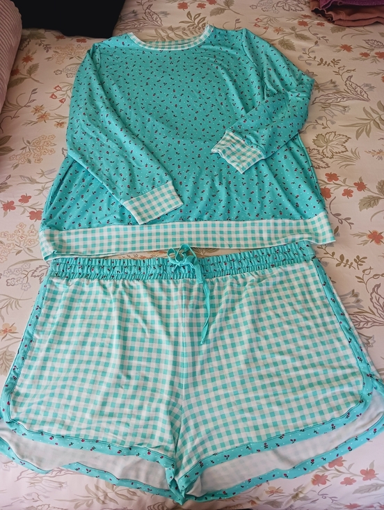 torrid Other - NWT Torrid Aqua Floral & Gingham Two-Piece Pajama Set